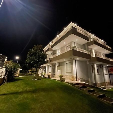 索托马里纳Palazzina Del Sole别墅 外观 照片